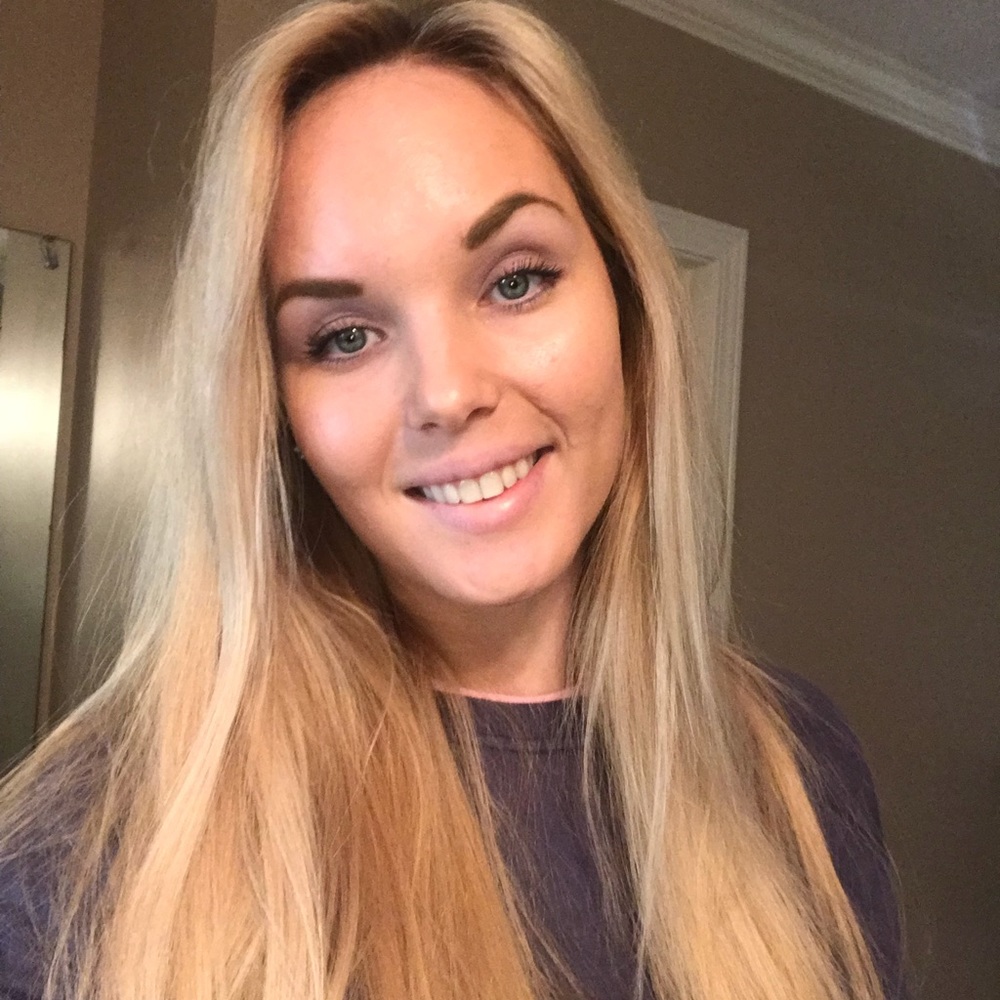 Meet your Posher, Elena